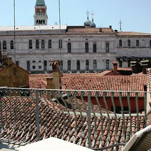 Hotel Antigo Trovatore, Venedig
