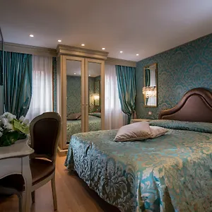 3* Otel Ca' Marinella