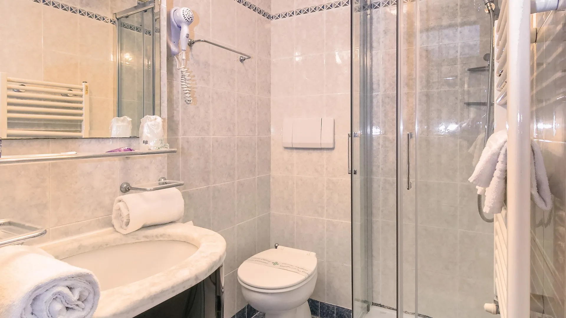 Hotel Pantalon Venice